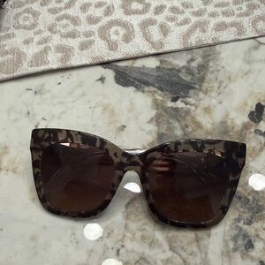 MCM Tortoiseshell Cat Eye Sunglasses - Brown Lenses
